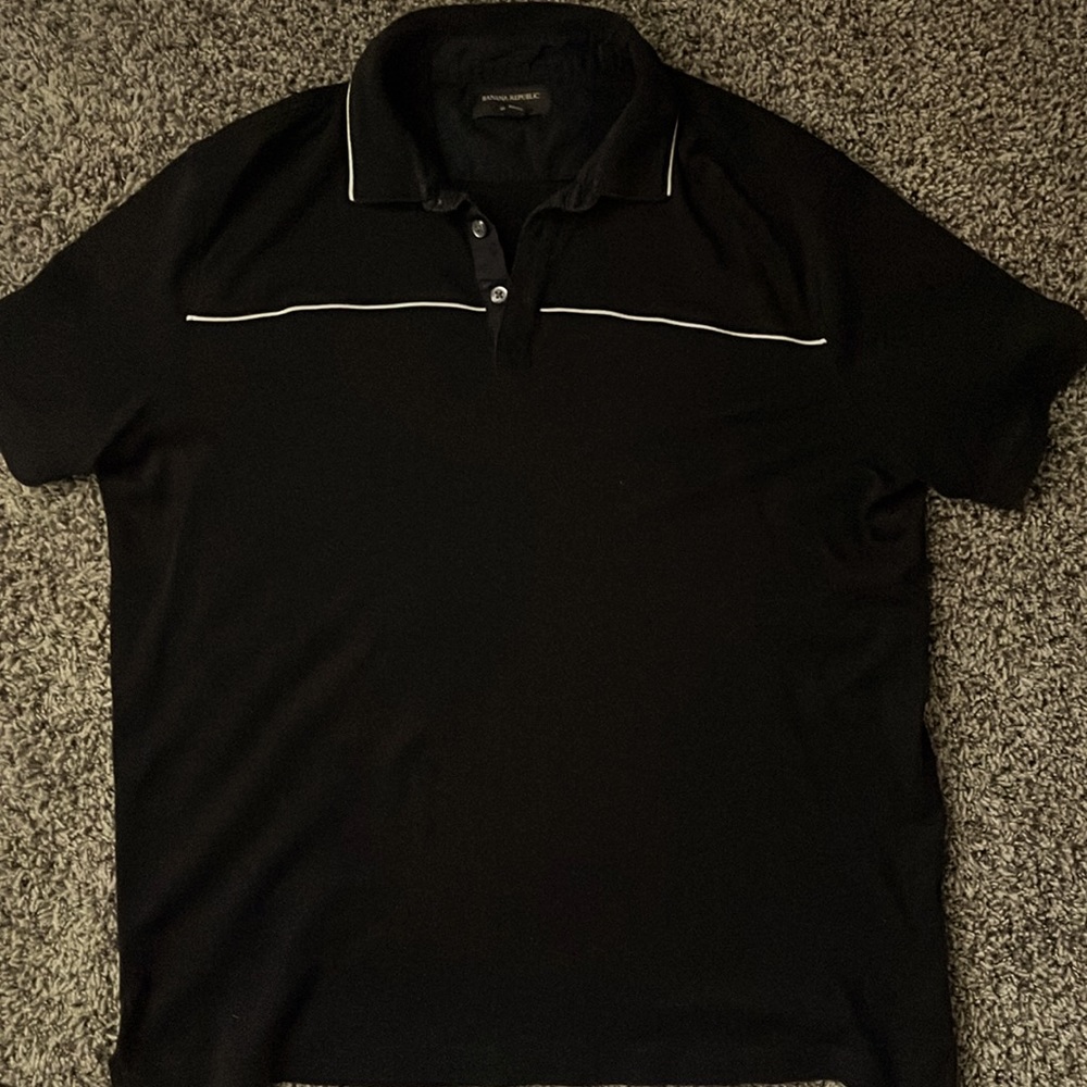Banana Republic collared button up shirt